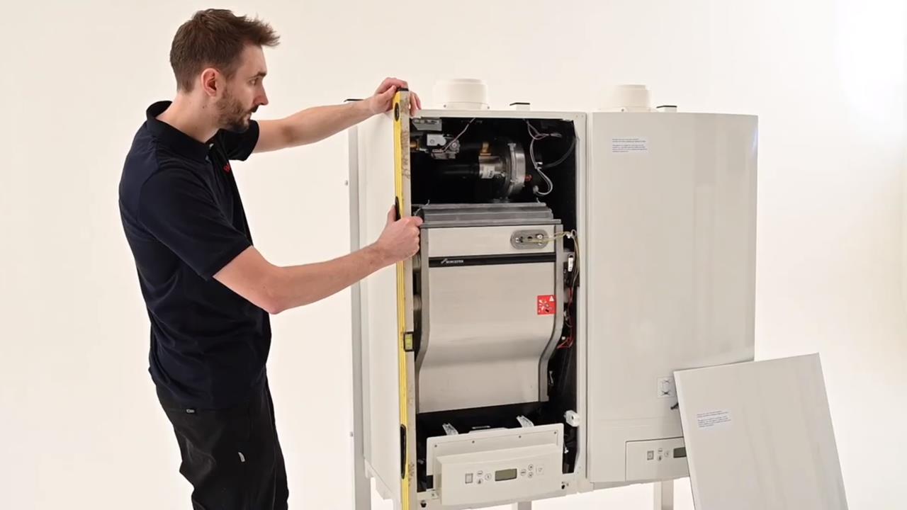 Bosch Commercial & Industrial GB162 boiler installation guide image
