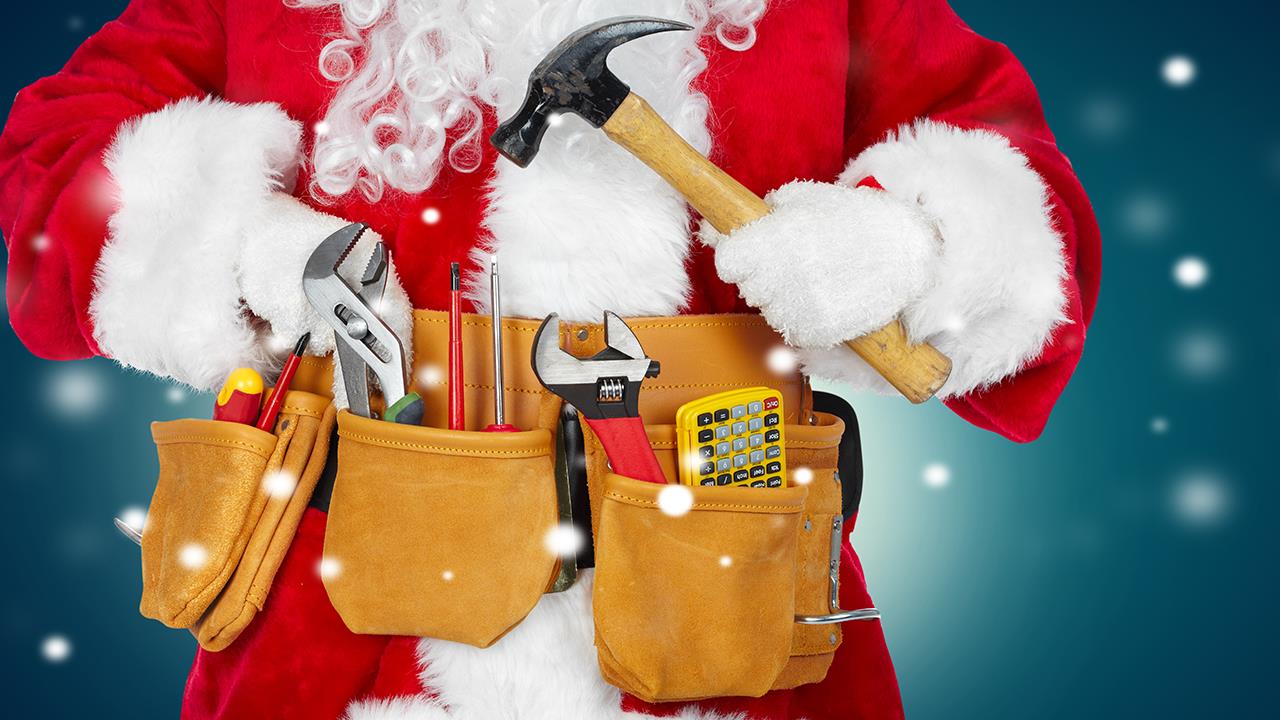 Nearly three in five tradespeople plan to work over Christmas period image